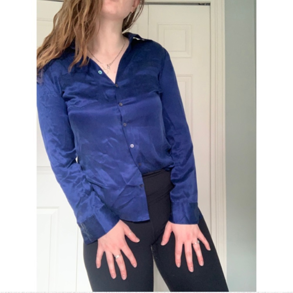 GUESS Velvet Button Down